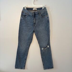 Abercrombie & Fitch The 90's Slim Straight Ultra High Rise